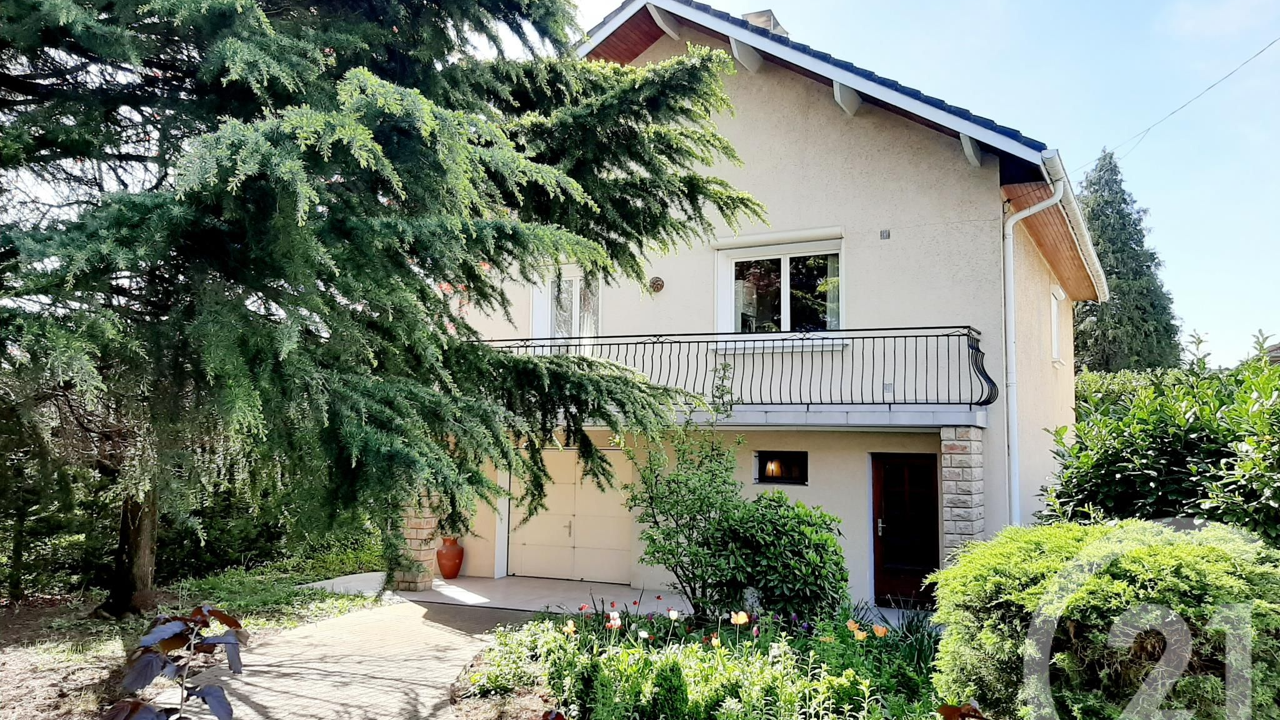 maison 4 pièces 120 m2 à vendre à Vénissieux (69200)