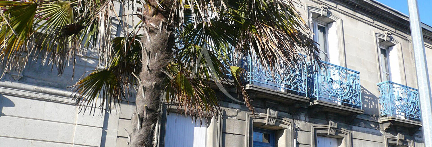 Immeuble  150 m² à vendre à Rochefort (17300)