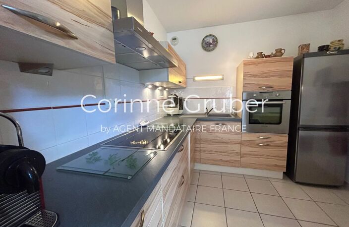 A VENDRE en EXCLUSIVITÉ ! DIGNE, Type 3 avec garage, parking et 3 terrasses — photo 3