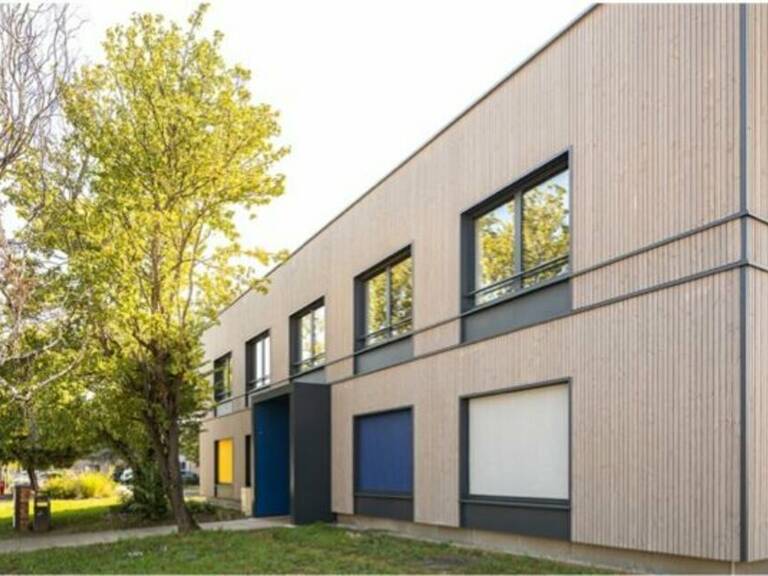 BUREAUX à LOUER — photo 1