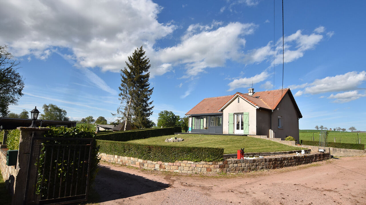 maison 6 pièces 140 m2 à vendre à Saint-Gérand-le-Puy (03150)