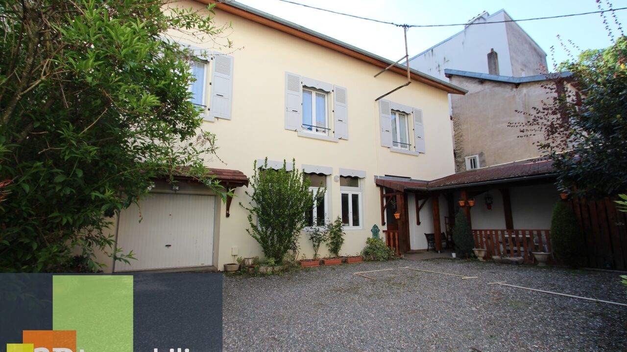maison 7 pièces 201 m2 à vendre à Lons-le-Saunier (39000)