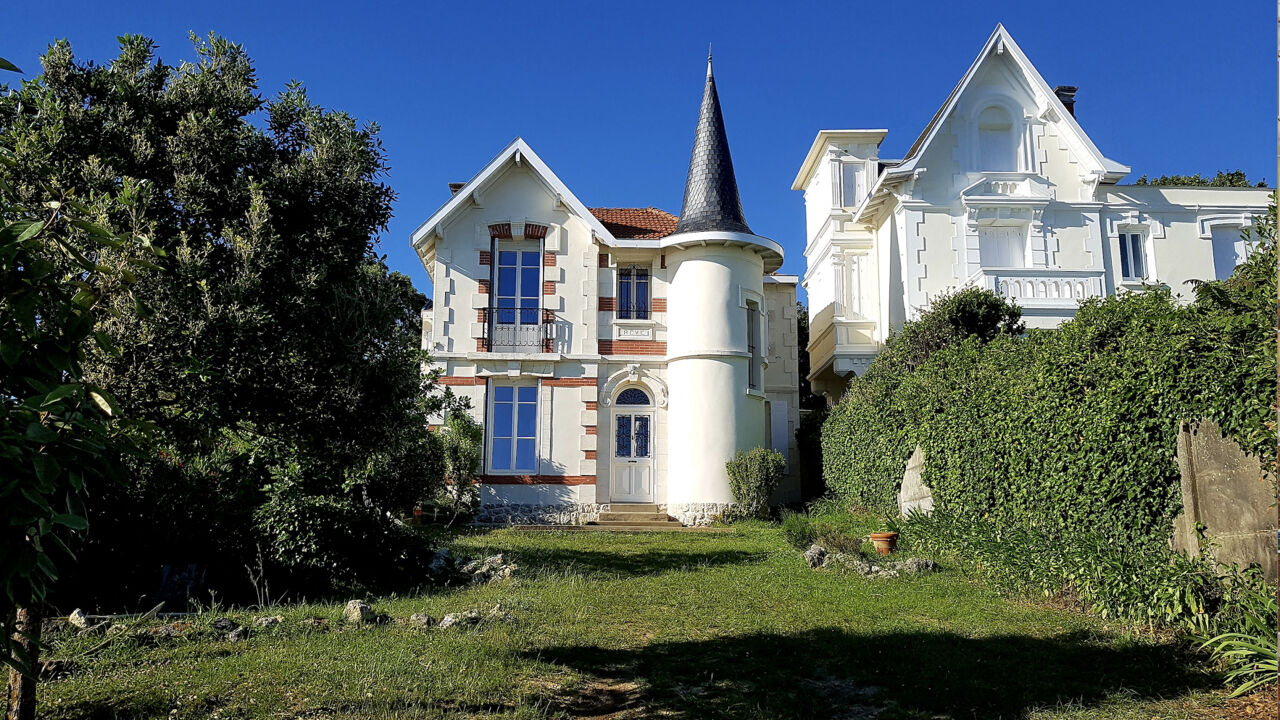 maison 9 pièces 159 m2 à vendre à Saint-Palais-sur-Mer (17420)