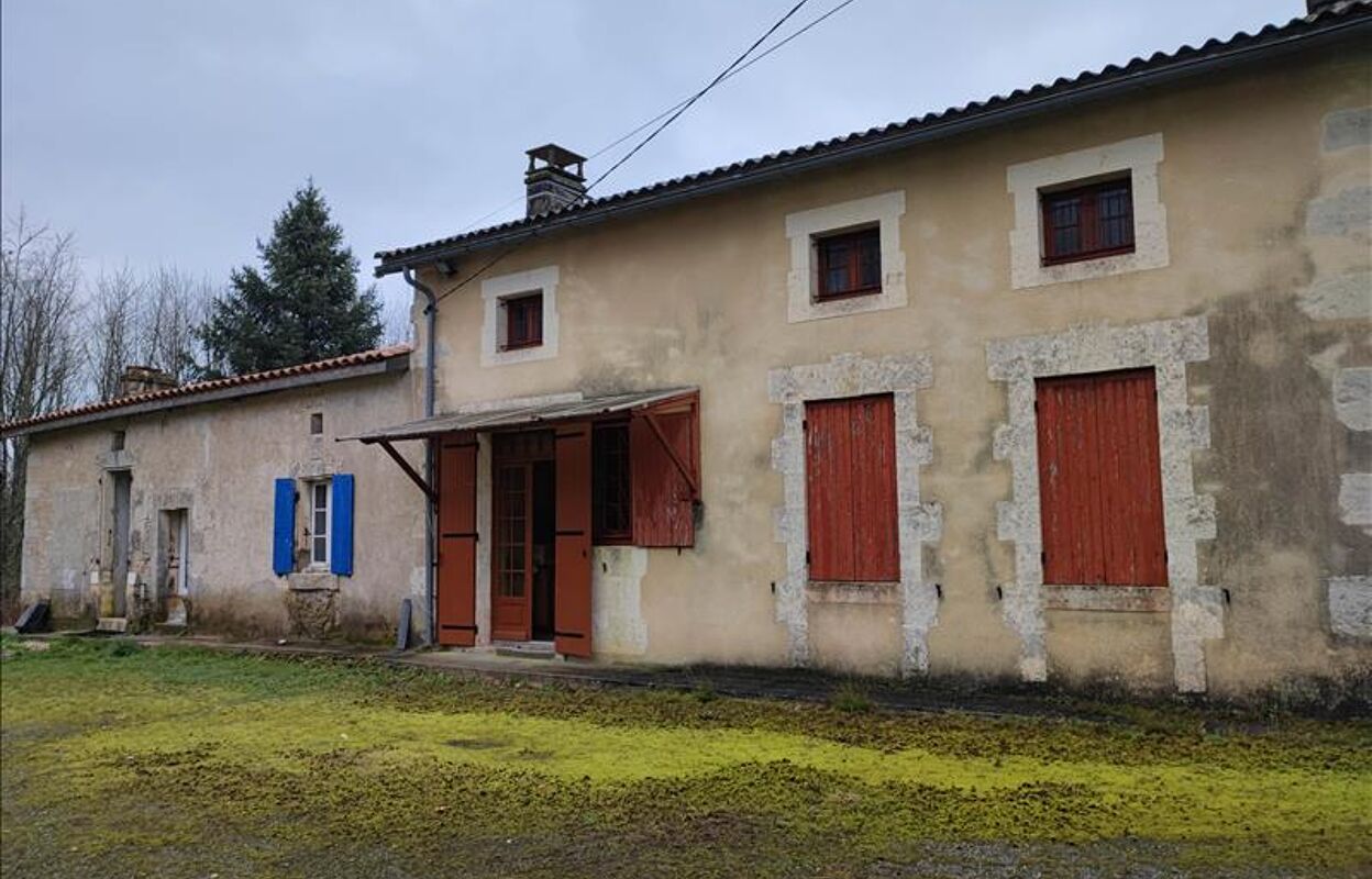 maison 6 pièces 120 m2 à vendre à Chalais (16210)