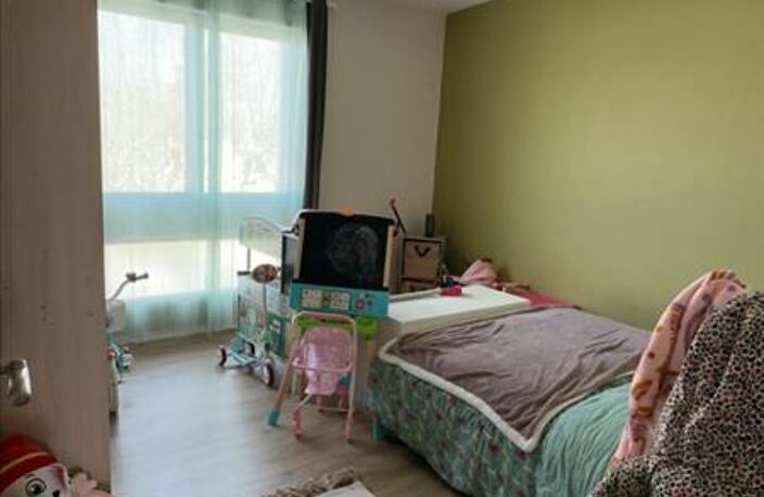 Vente appartement 4 pièces 97 m² Villeneuve-sur-Lot (47300) — photo 4