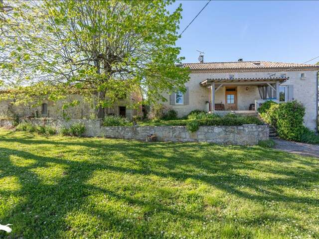 Ferme (tte) de 6 pièces principales — photo du bien