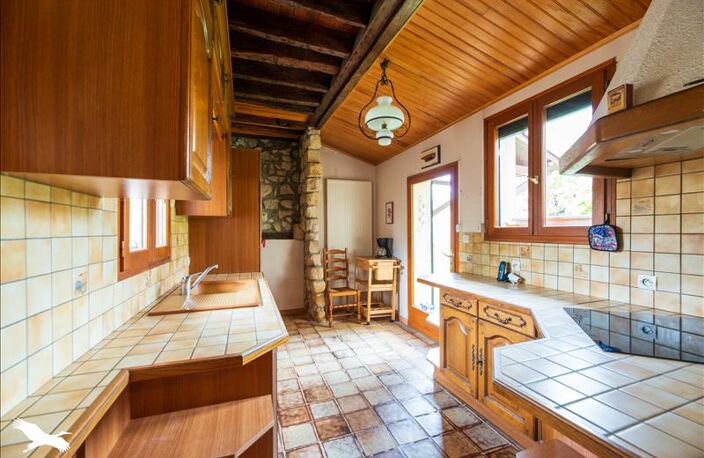 Maison de bourg de 9 pièces principales — photo 2