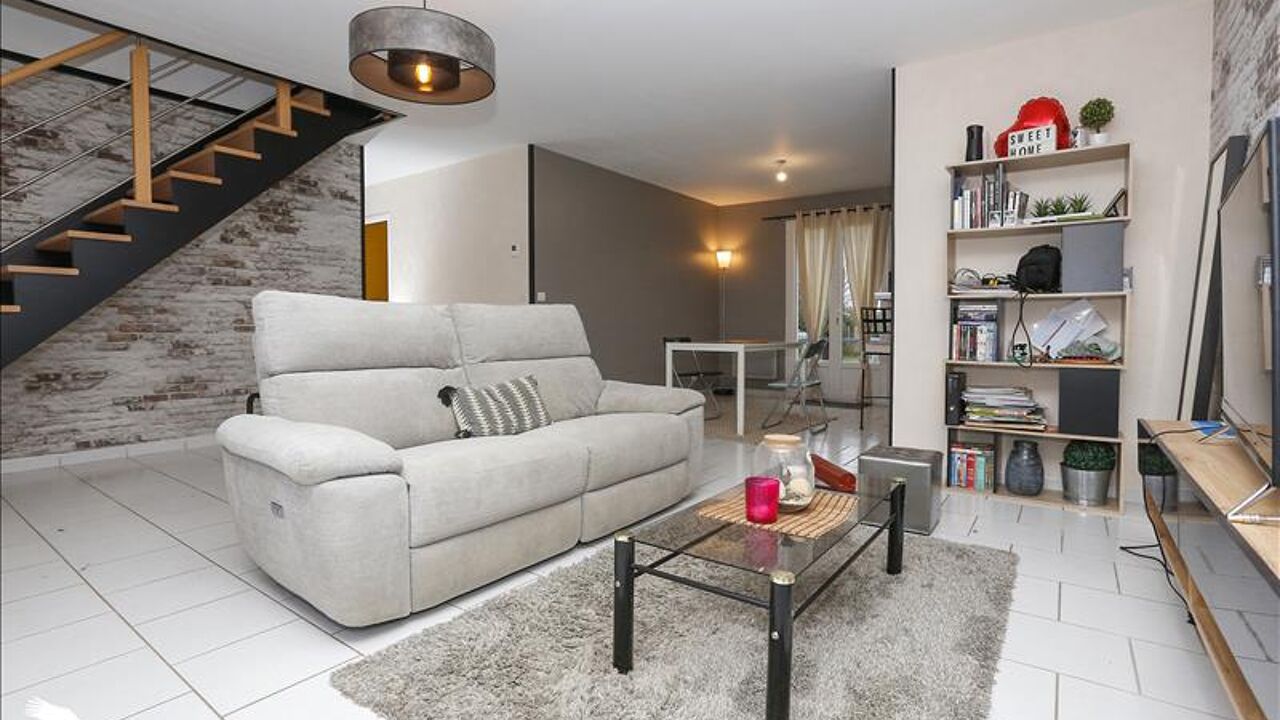 maison 5 pièces 122 m2 à vendre à Saint-Laurent-de-Lin (37330)