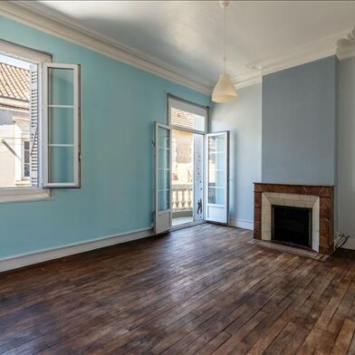 Appartement 5 pièces 181000 €