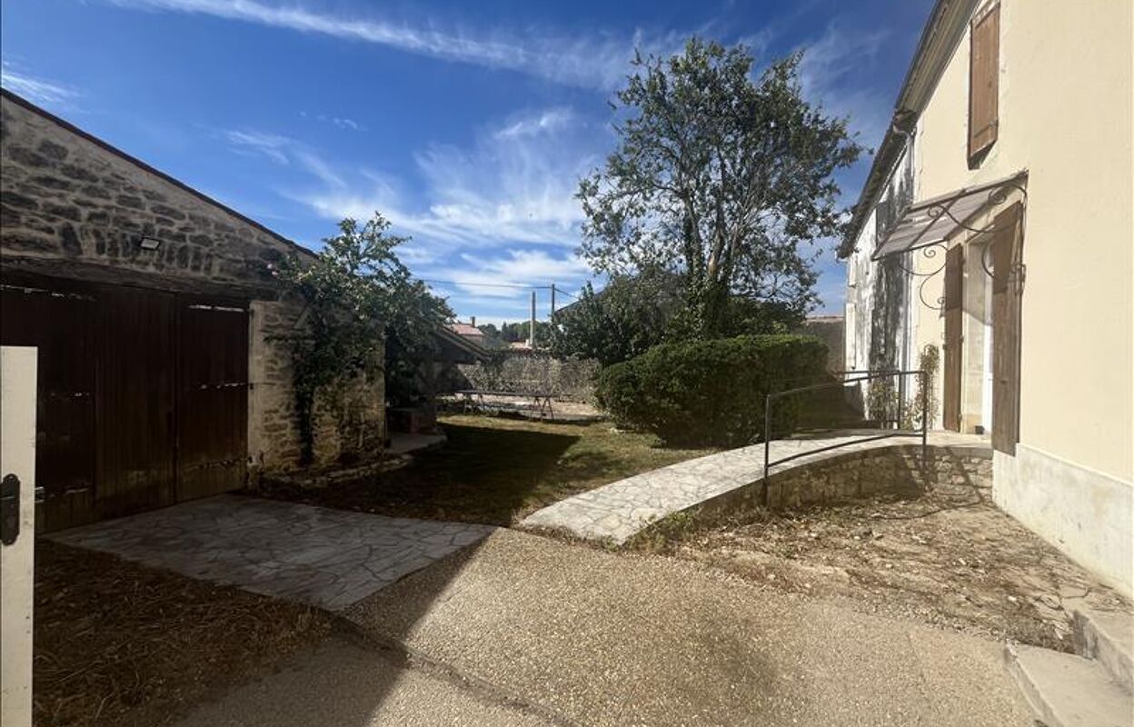 maison 5 pièces 135 m2 à vendre à Courant (17330)