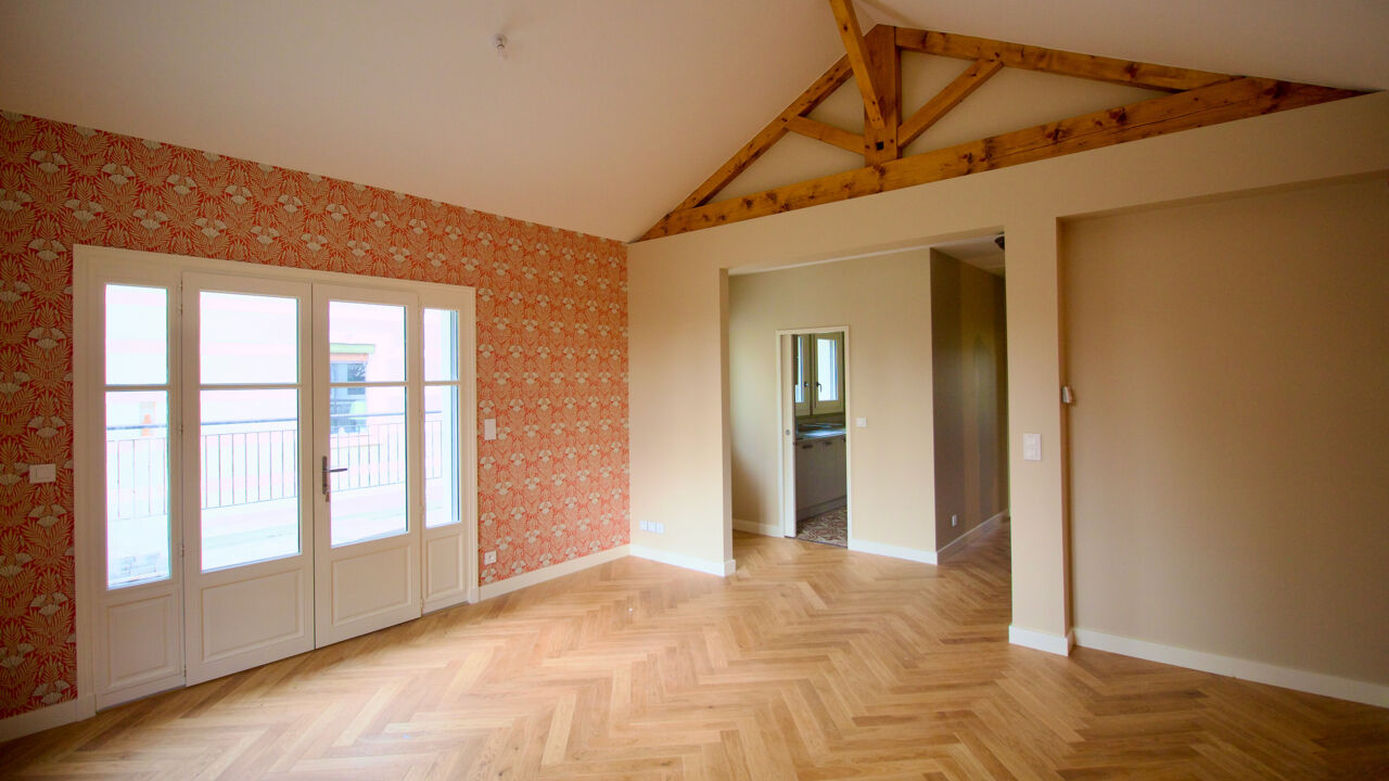 maison 4 pièces 135 m2 à vendre à Charbonnières-les-Bains (69260)