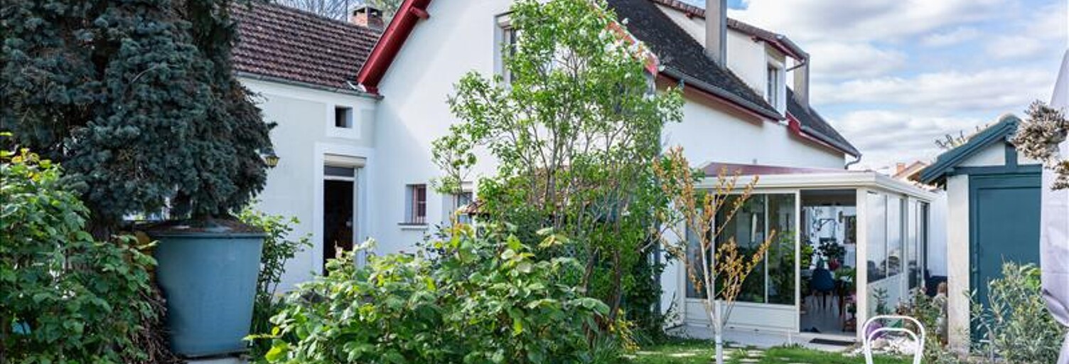 Maison 8 Pièces 152 m² à vendre à Sainte-Eulalie-d'Ans (24640)