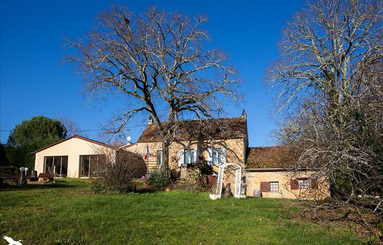 maison 24 pièces 500 m2 à vendre à Vitrac (24200)