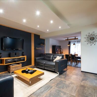 Maison 7 pièces 299950 €