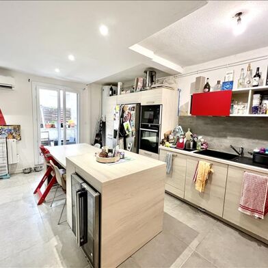 Appartement 3 pièces 179760 €