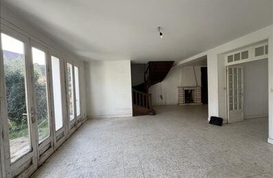 maison 5 pièces 121 m2 à vendre à Saint-Amand-Montrond (18200)