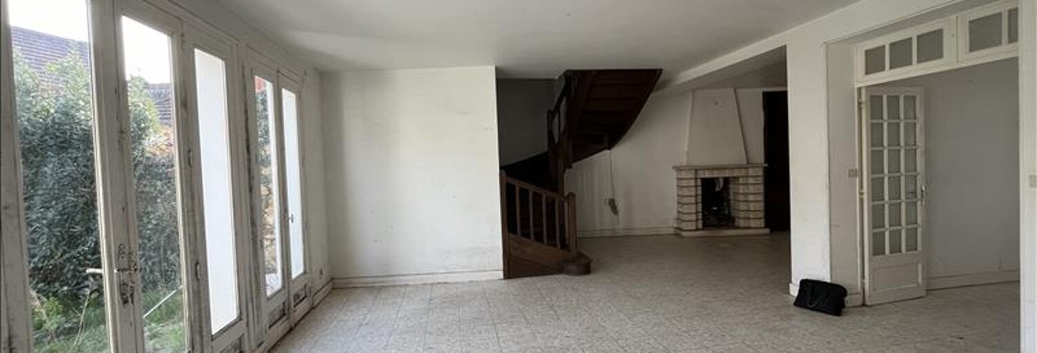 Maison 5 Pièces 121 m² à vendre à Saint-Amand-Montrond (18200)