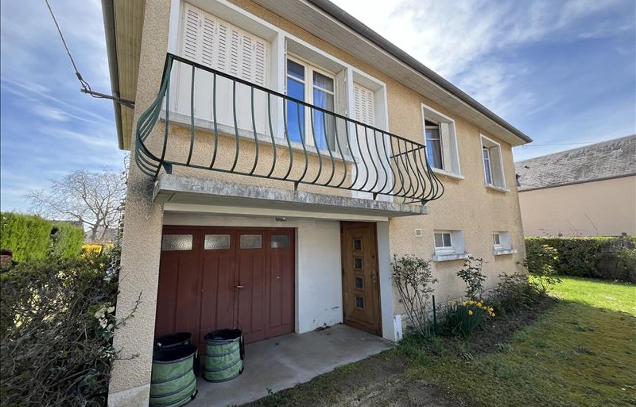 maison 4 pièces 62 m2 à vendre à Saint-Amand-Montrond (18200)