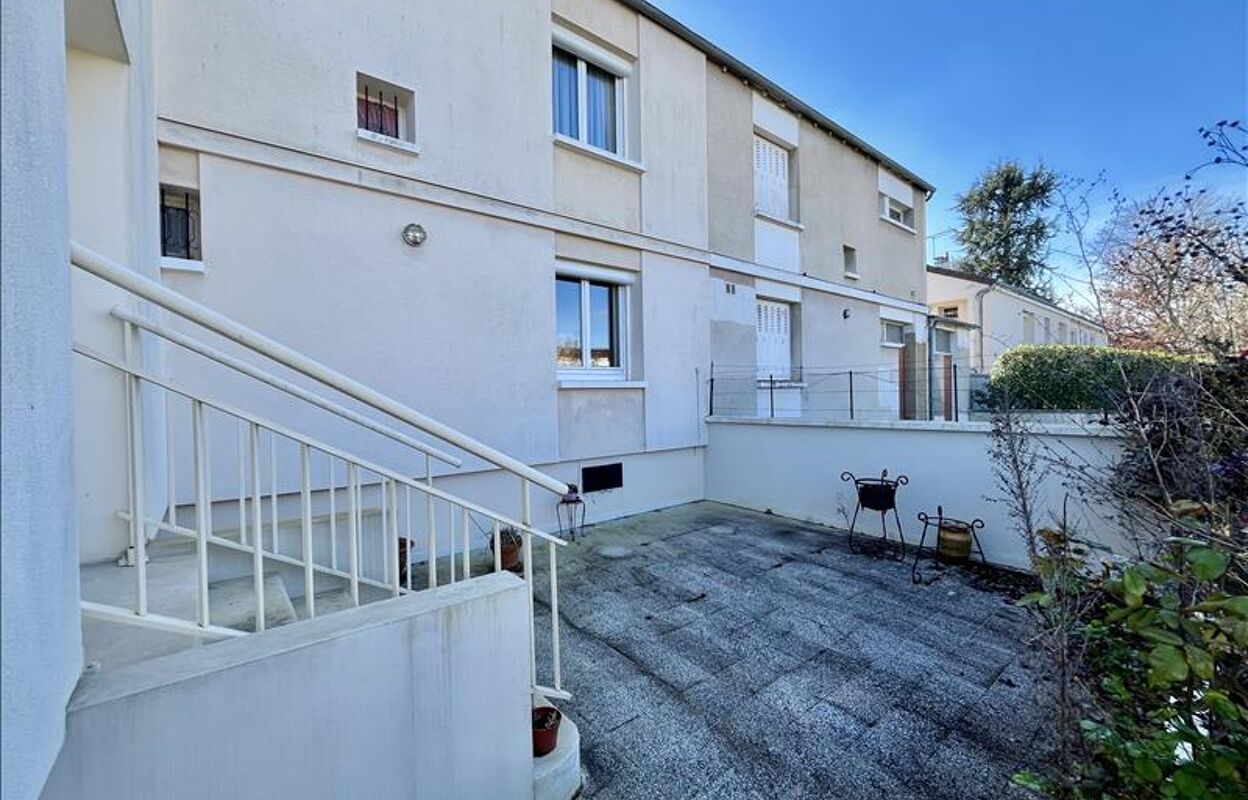 maison 5 pièces 94 m2 à vendre à Châteauroux (36000)