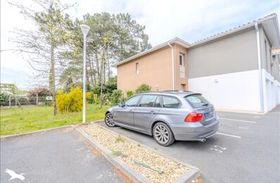 vente garage 13 000 € à proximité de Saint-Médard-en-Jalles (33160)