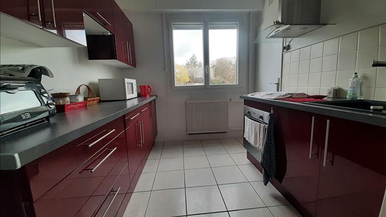 appartement 3 pièces 74 m2 à vendre à Montluçon (03100)