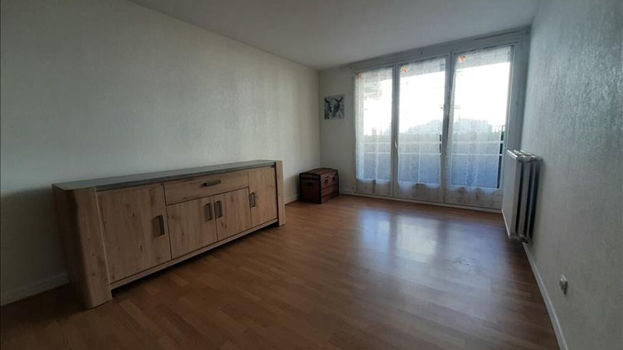 appartement 2 pièces 53 m2 à vendre à Montluçon (03100)