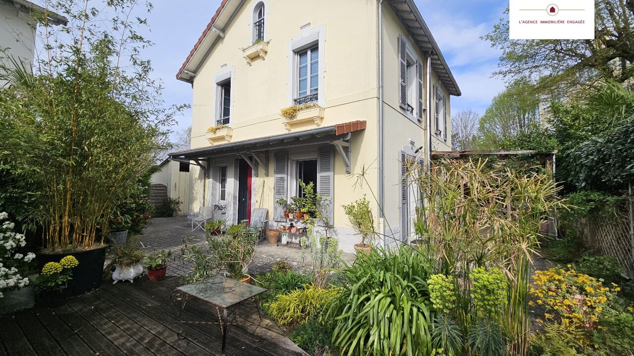 maison 7 pièces 176 m2 à vendre à Pau (64000)