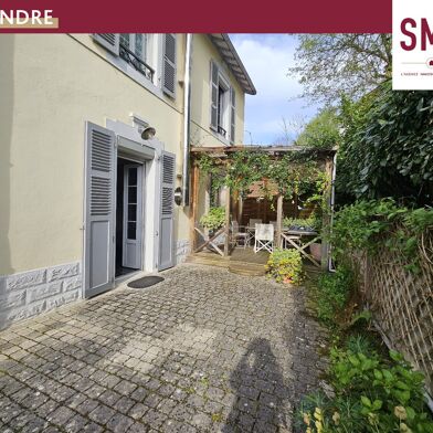 Maison 7 pièces 176 m²