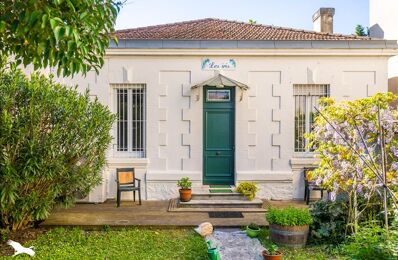 vente maison 585 200 € à proximité de Saint-Médard-d'Eyrans (33650)