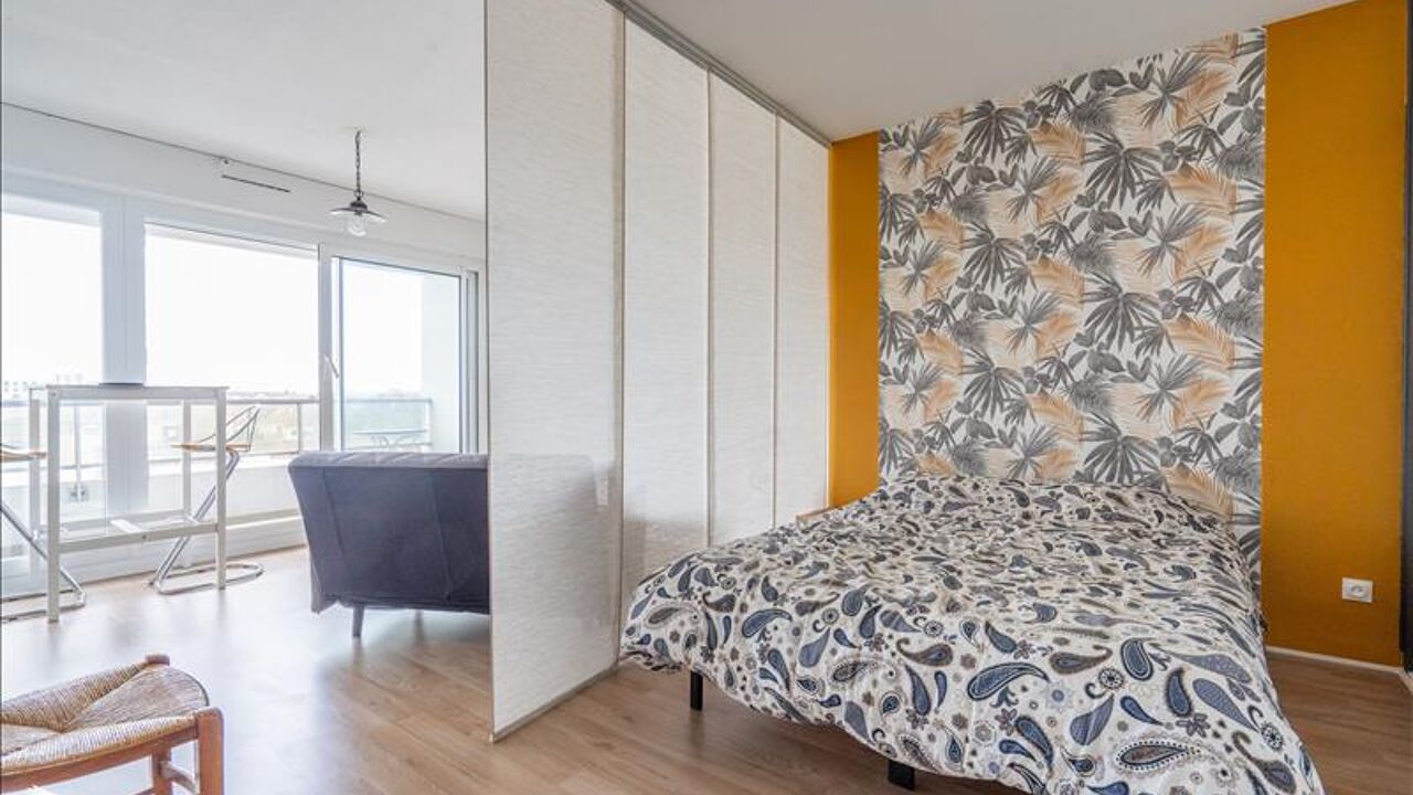 appartement 1 pièces 27 m2 à vendre à Bordeaux (33800)