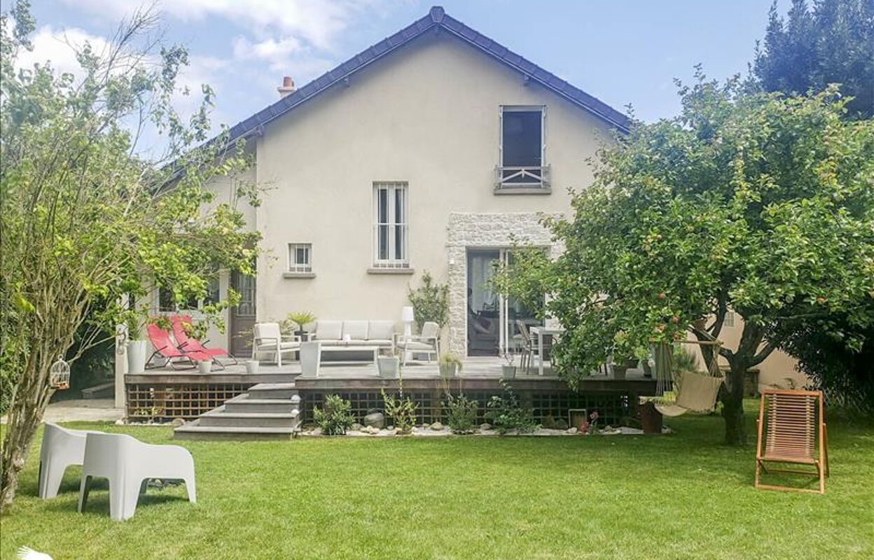 maison 5 pièces 104 m2 à vendre à Maule (78580)