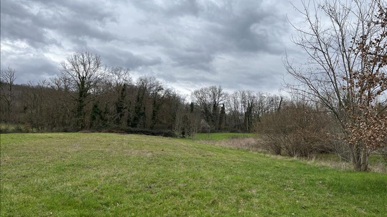 terrain  pièces 6700 m2 à vendre à Prats-de-Carlux (24370)