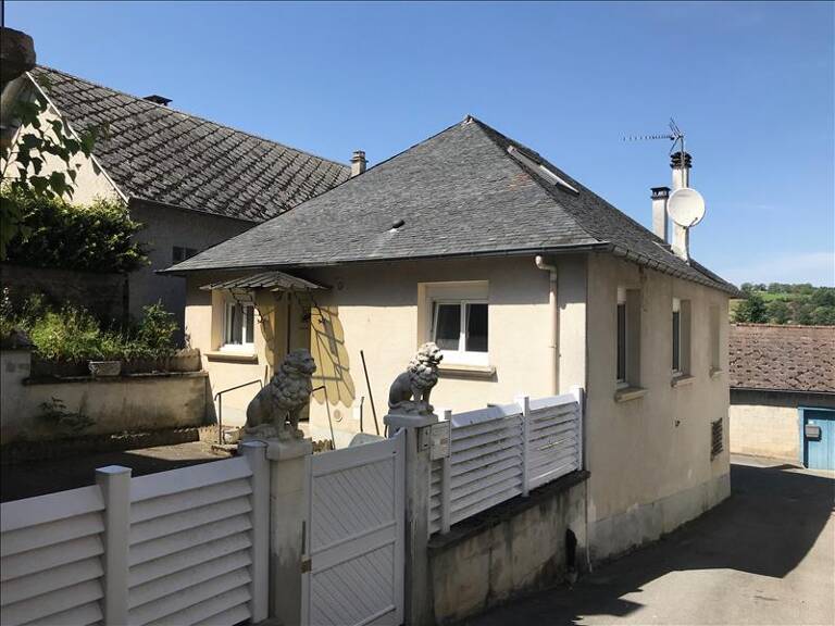 Maison de bourg de 5 pièces principales — photo 1