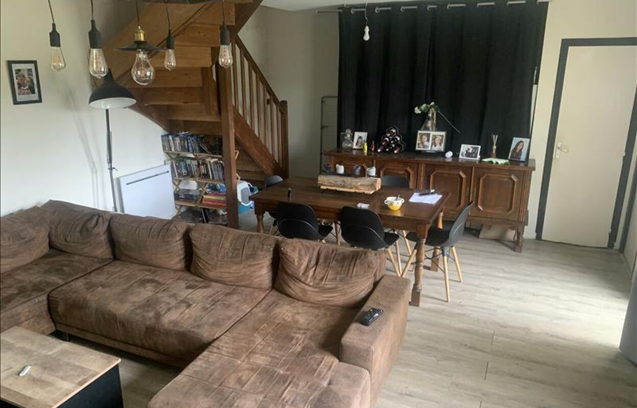 maison 6 pièces 99 m2 à vendre à Guimiliau (29400)