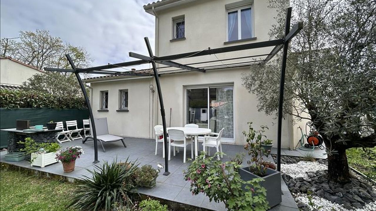 maison 4 pièces 93 m2 à vendre à Saint-Aubin-de-Médoc (33160)