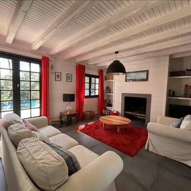 Maison 4 pièces 659610 €