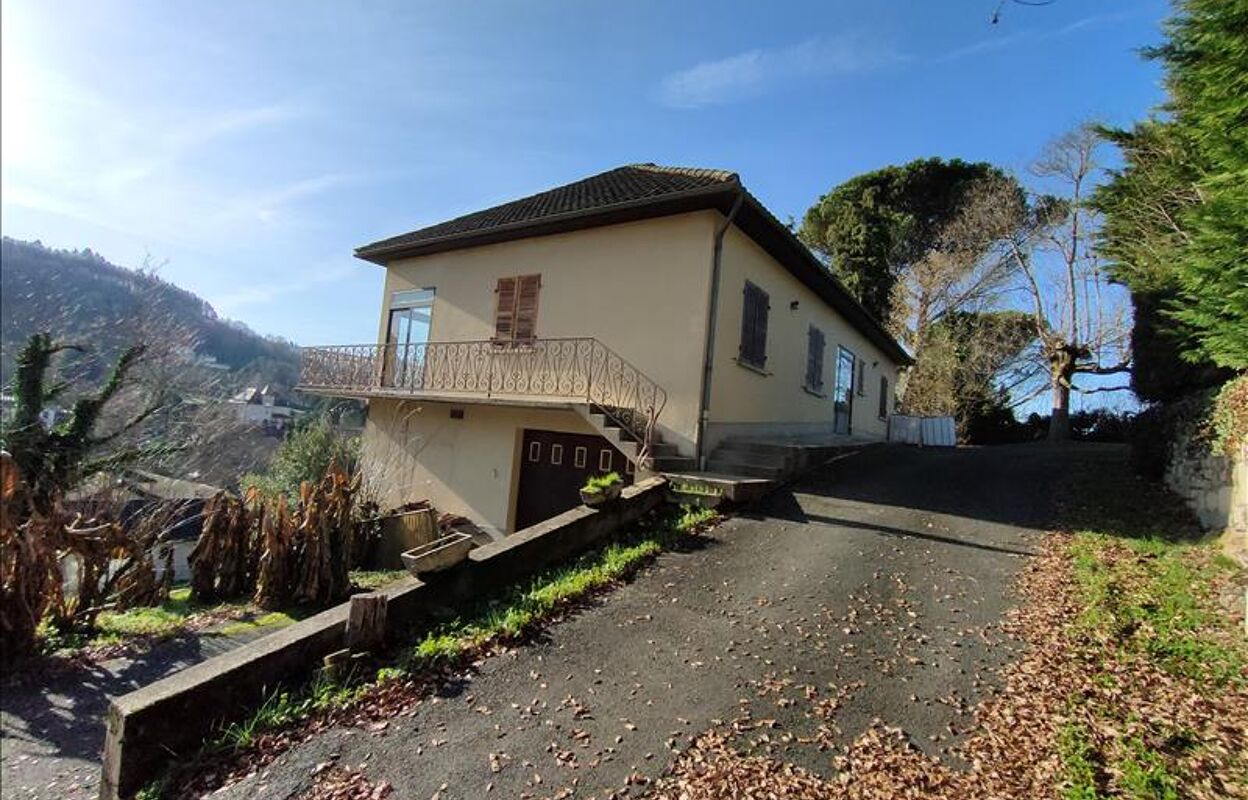 maison 6 pièces 170 m2 à vendre à Figeac (46100)