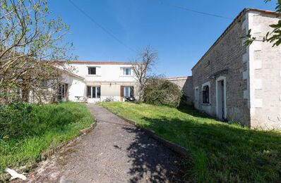 vente maison 149 800 € à proximité de Saint-Cybardeaux (16170)