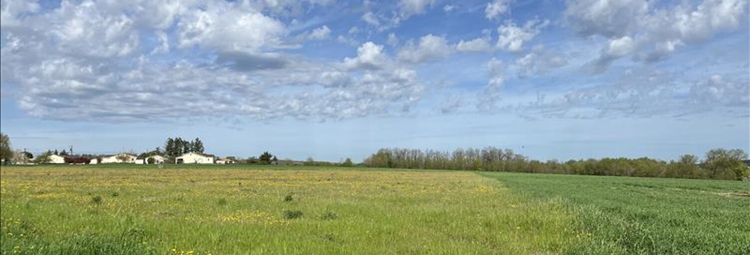 Terrain  17100 m² à vendre à Rouillac (16170)