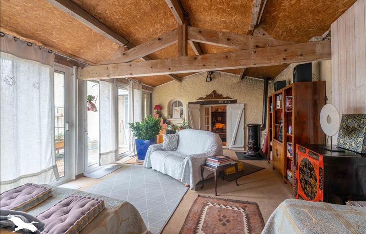 maison 4 pièces 141 m2 à vendre à Le Fouilloux (17270)