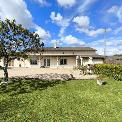 Maison 5 pièces 233200 €