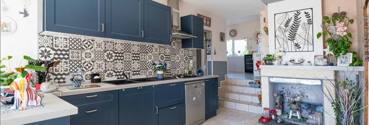 Maison 5 Pièces 137 m² à vendre à Neuvicq (17270)