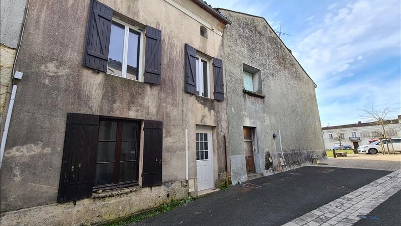maison 6 pièces 113 m2 à vendre à Montlieu-la-Garde (17210)