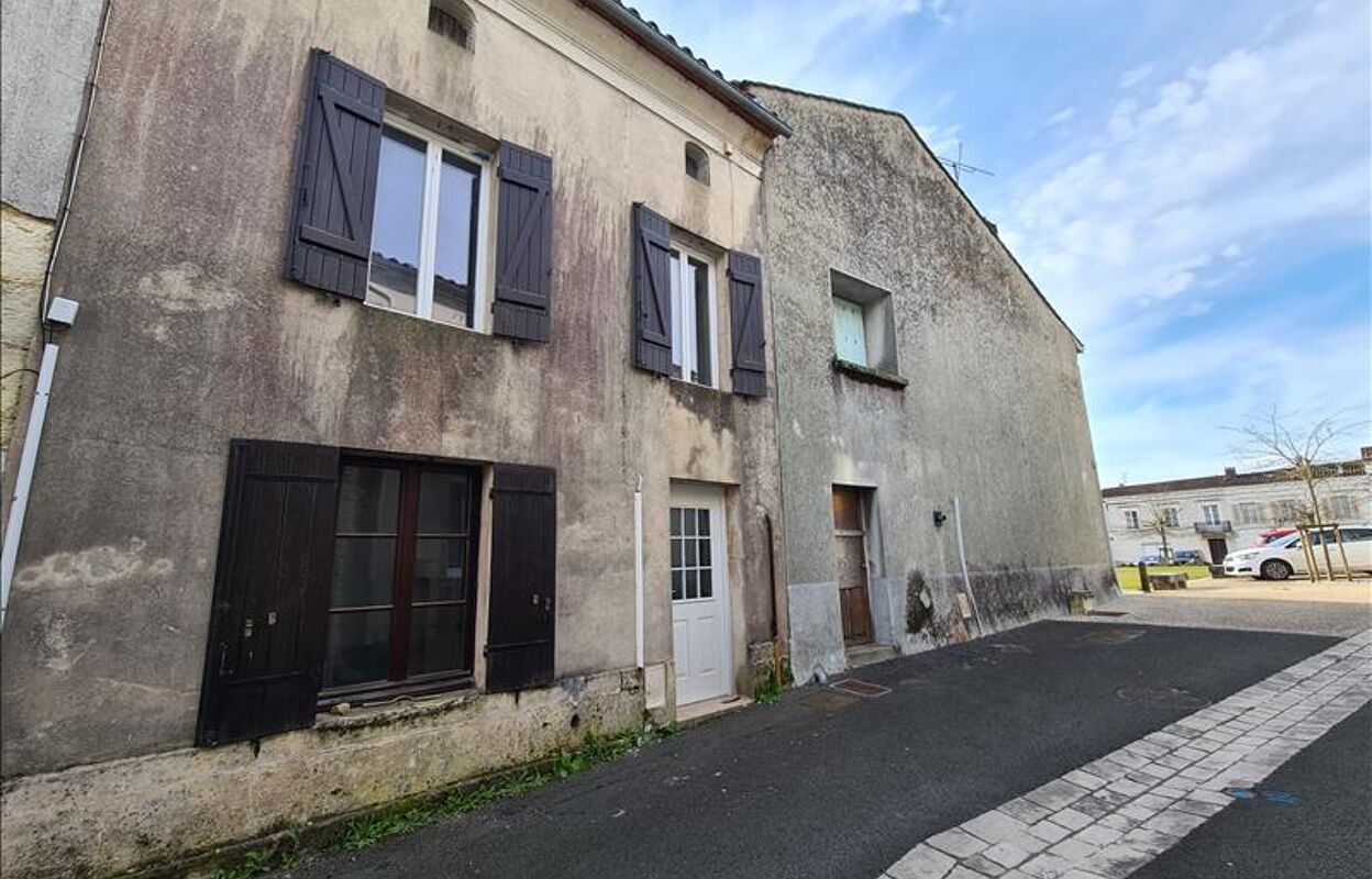maison 6 pièces 113 m2 à vendre à Montlieu-la-Garde (17210)