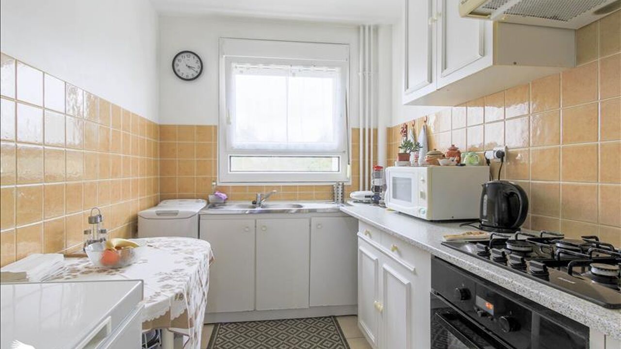 appartement 3 pièces 60 m2 à vendre à Les Mureaux (78130)