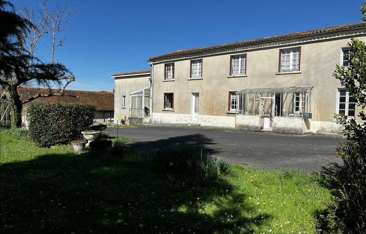 maison 10 pièces 181 m2 à vendre à Barbezieux-Saint-Hilaire (16300)