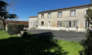 Maison 10 Pièces 181 m² à vendre à Bellevigne (16120)