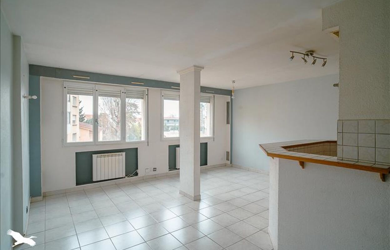 appartement 2 pièces 52 m2 à vendre à Décines-Charpieu (69150)