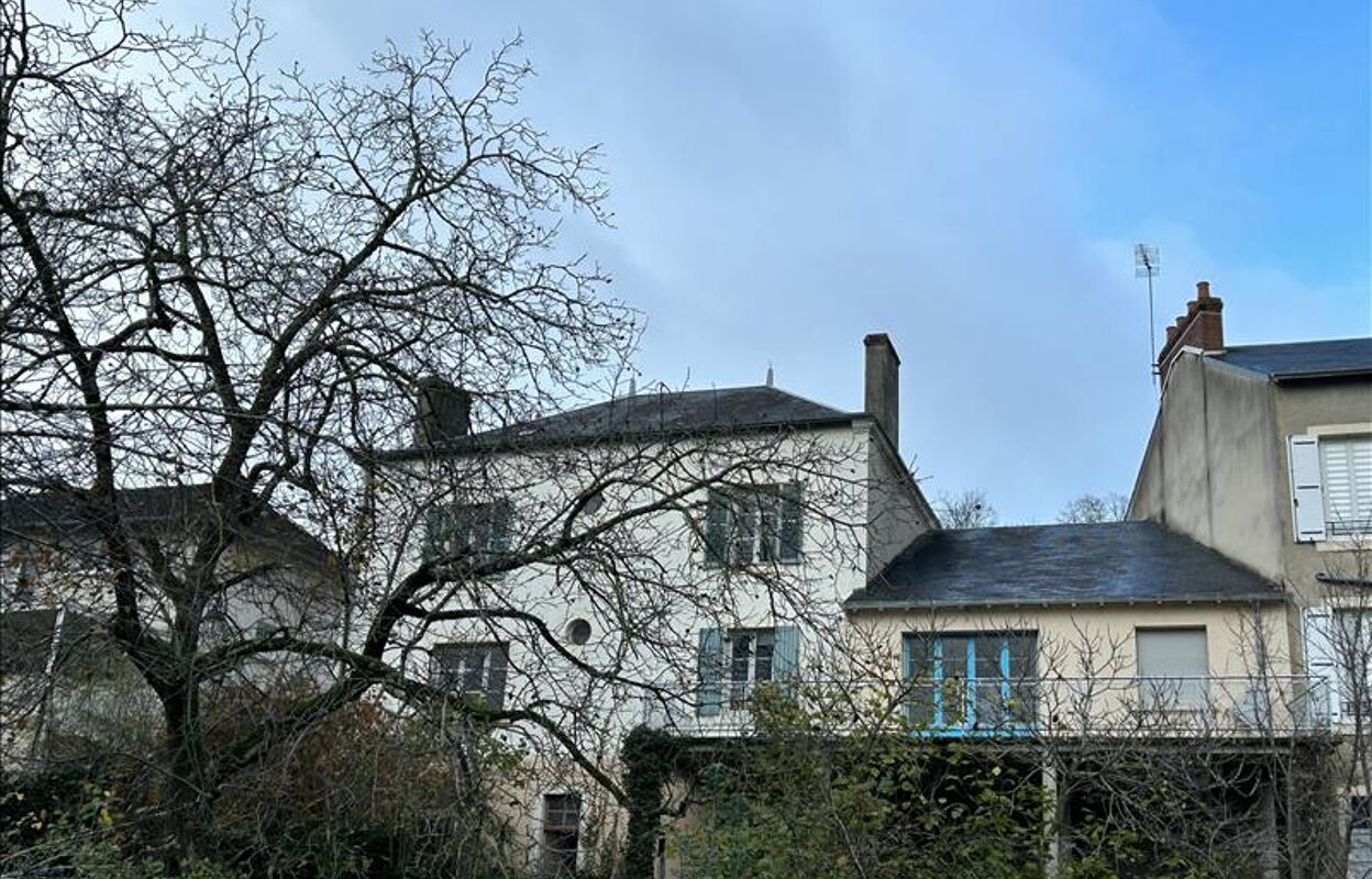 maison 7 pièces 141 m2 à vendre à Argenton-sur-Creuse (36200)