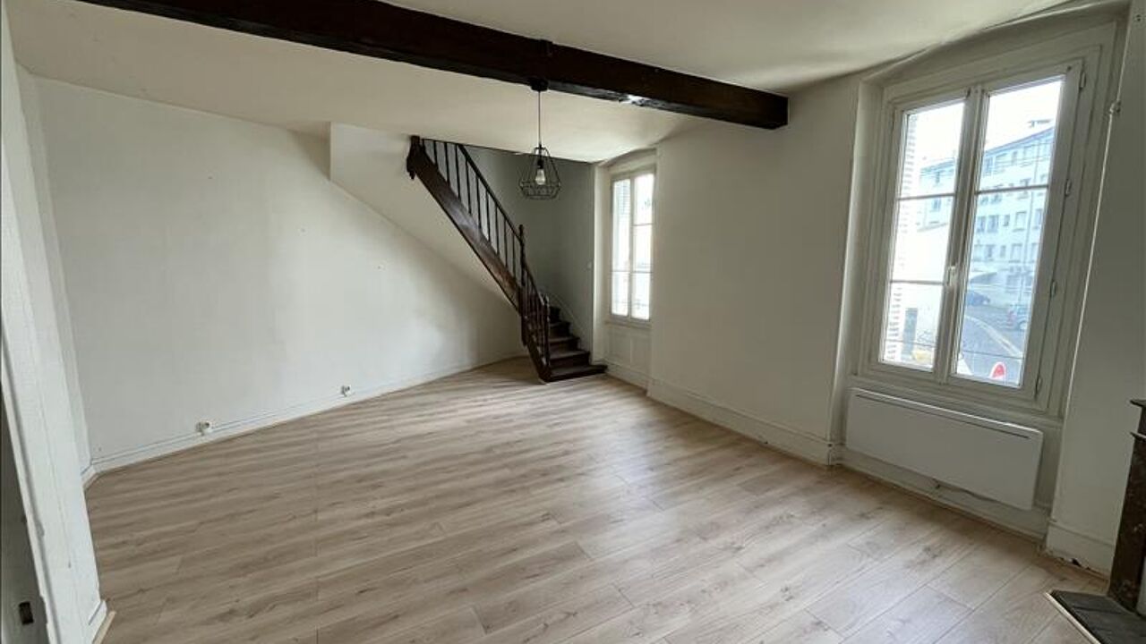 appartement 3 pièces 66 m2 à vendre à Gond-Pontouvre (16160)